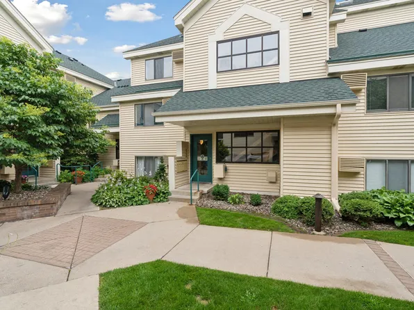7622 York Ave S APT 1307, Edina, MN 55435