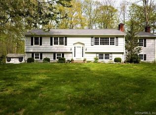 22 Old Wagon Rd, Wilton, CT 06897