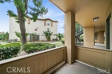 2085 Highpointe Dr — Photo 2