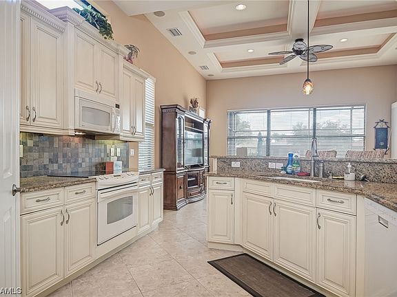 4th image of 8323 Provencia Ct