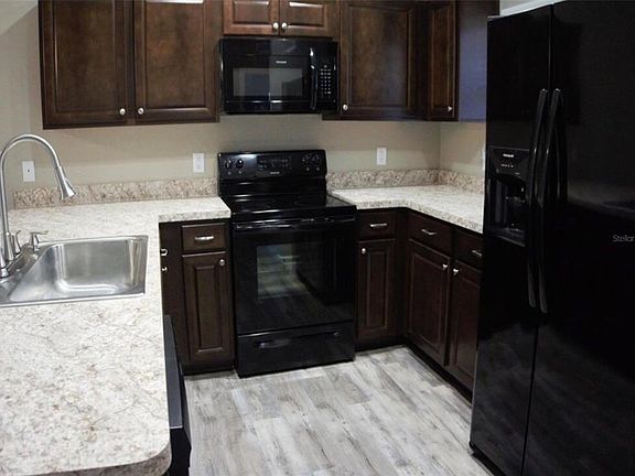 5th image of 9288 N MENDOZA WAY