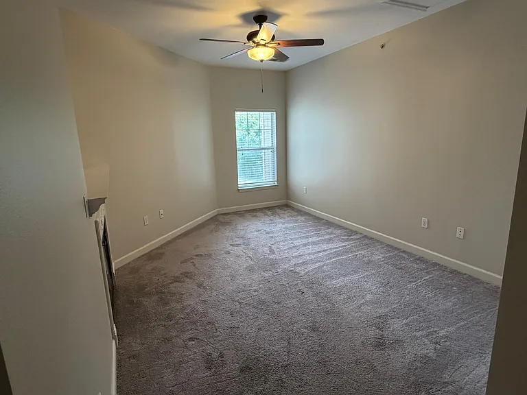 2756 McKnight Crossing Ct — Photo 10