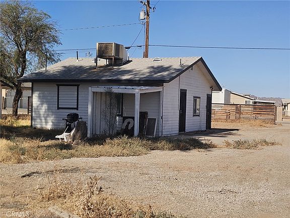 5th image of 5069 Colorado River Rd