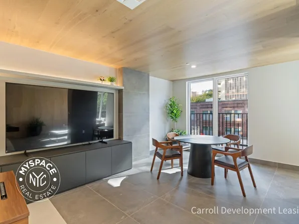 931 Carroll Street image 17 of 37