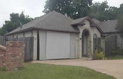 3rd image of 1451 Arbor Ridge Dr