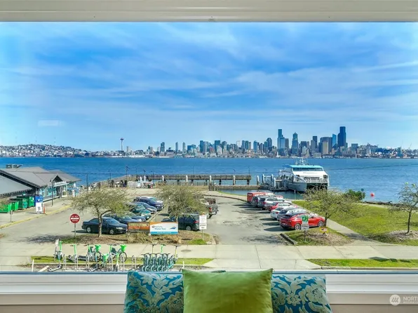 1639 Harbor Avenue SW #205, Seattle, WA 98126