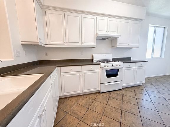 2nd image of 39180 Anchor Bay