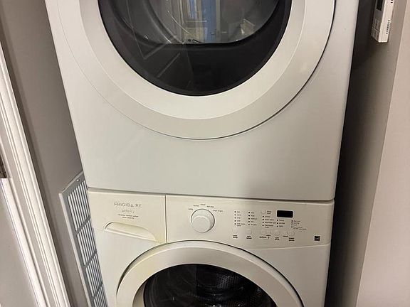 4th image of 6301 Edsall Rd Unit 102