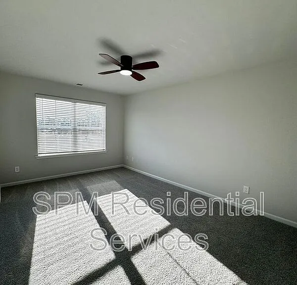 3178 Lobelia Ln — Photo 9