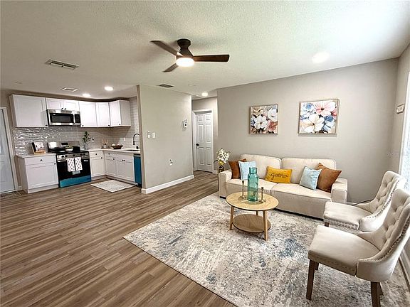 2nd image of 6612 Sierra Ter