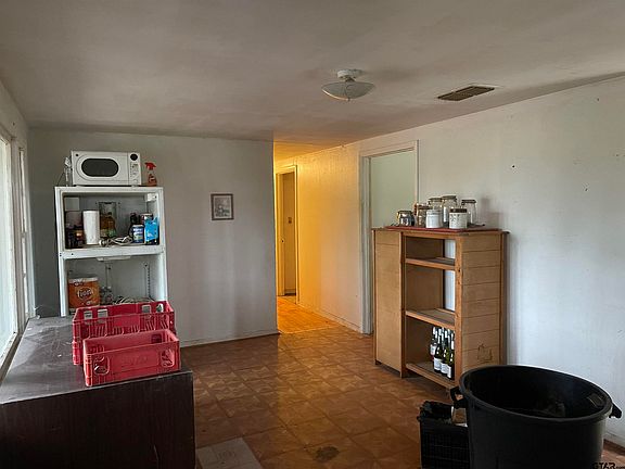 5th image of 6709 E Highway 11