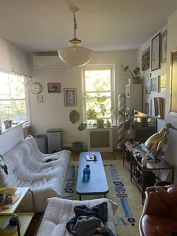 1st image of 373 Sackett St Floor 3