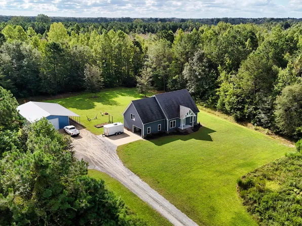 114 Deerfield Drive, South Mills, NC 27976