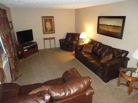 3rd image of 5537 High Arbor Dr