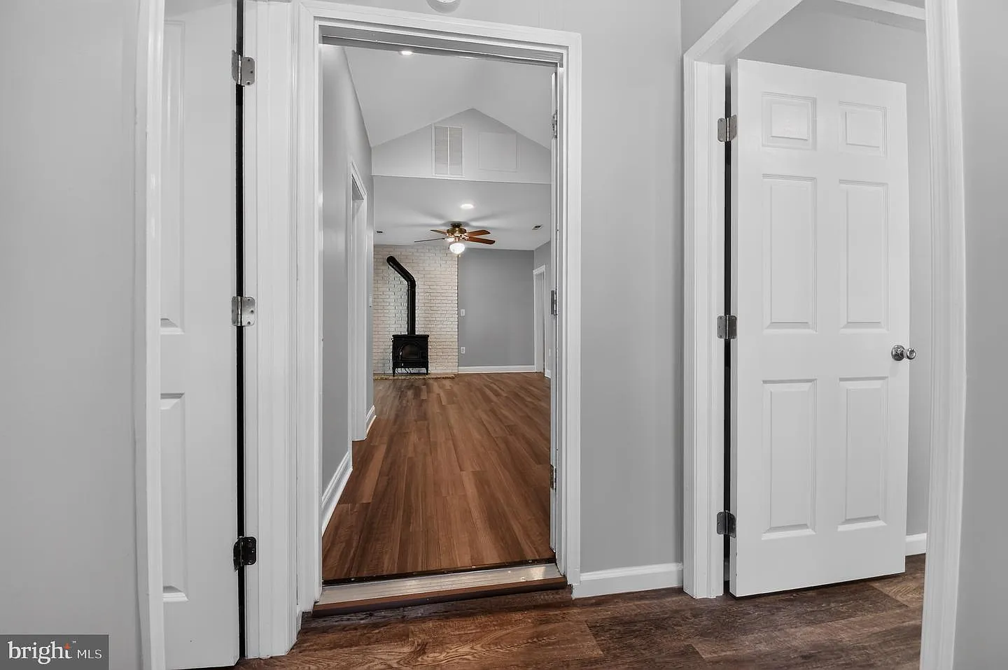 4 bed, 1414 sqft, $3,100 — Photo 4
