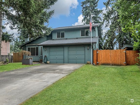 2nd image of 2022 165th Street Ct E