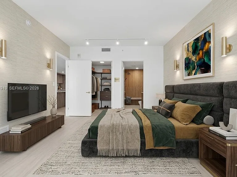 77 SE 5th St #4206 — Photo 11