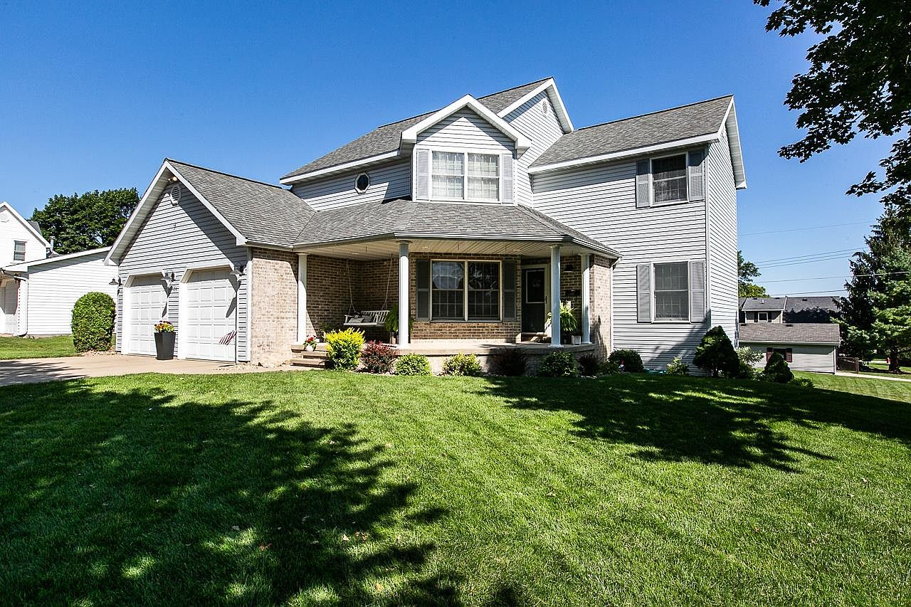 724 4th Ave SE, Dyersville, IA 52040 Zillow