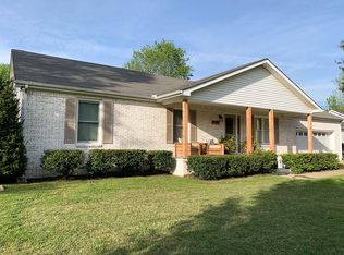 1903 Cross Creek Dr, Murfreesboro, TN 37127