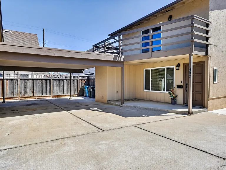 407 Riker St — Photo 32