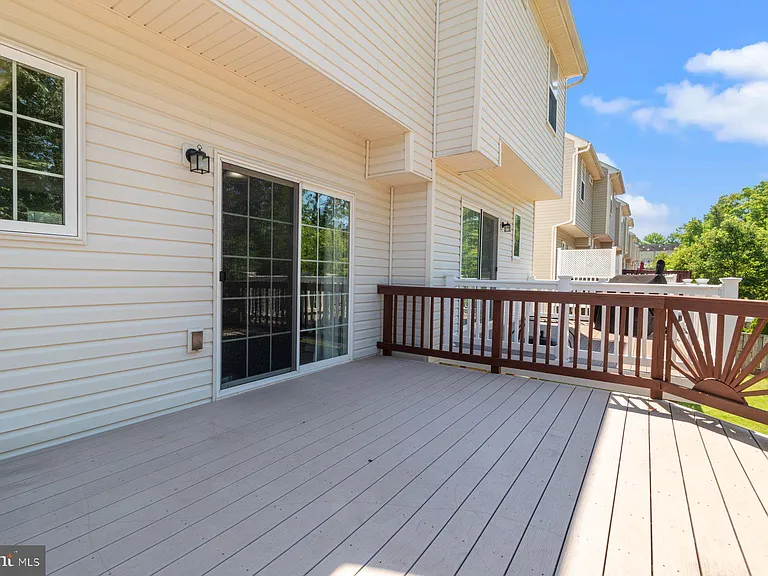 6810 Warfield St — Photo 24