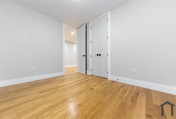 3 bed, $3,575 — Photo 2