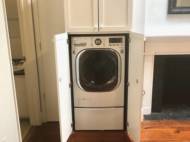 344 King St #B — Photo 4