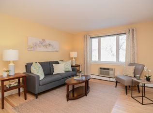 108 Decatur St APT 6, Arlington, MA 02474