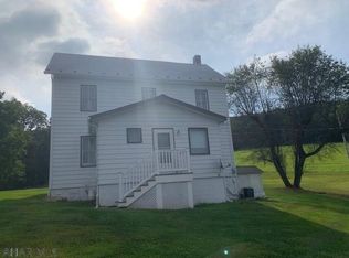 2201 E Graceville Rd, Everett, PA 15537