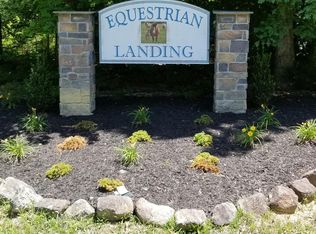 10 Equestrian Landing Trl, Bumpass, VA 23024