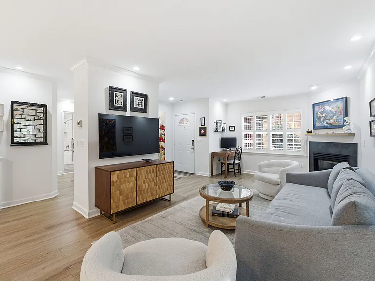 6932 Fairfax Dr #100 — Photo 9