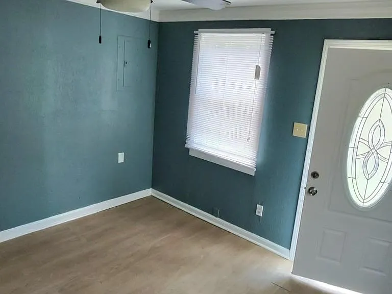 2196 Lyon Ave #2196 — Photo 7