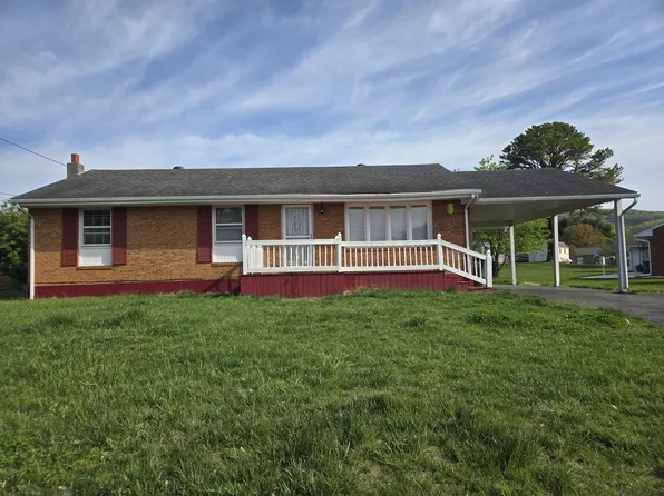 2606 Macon St, Salem, VA 24153