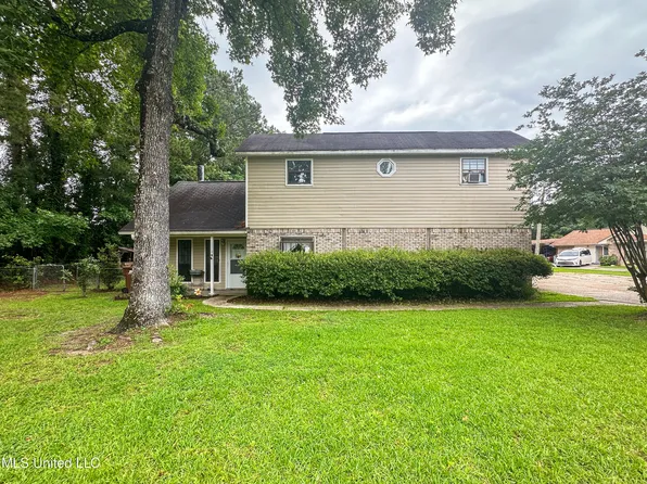 3127 Johnson Still Rd, Diberville, MS 39540