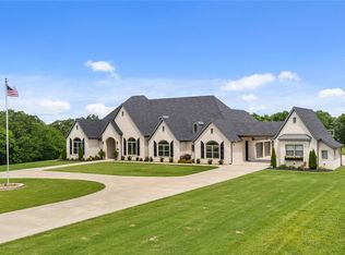 14824 Southern Vw, Siloam Springs, AR 72761