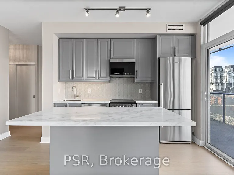 1 Market St #1011 — Photo 3