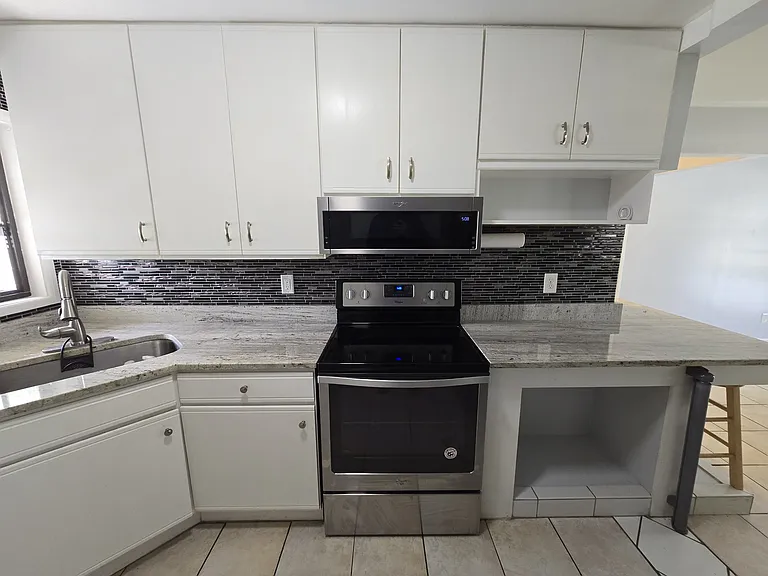 420 Indiana Ave — Photo 9