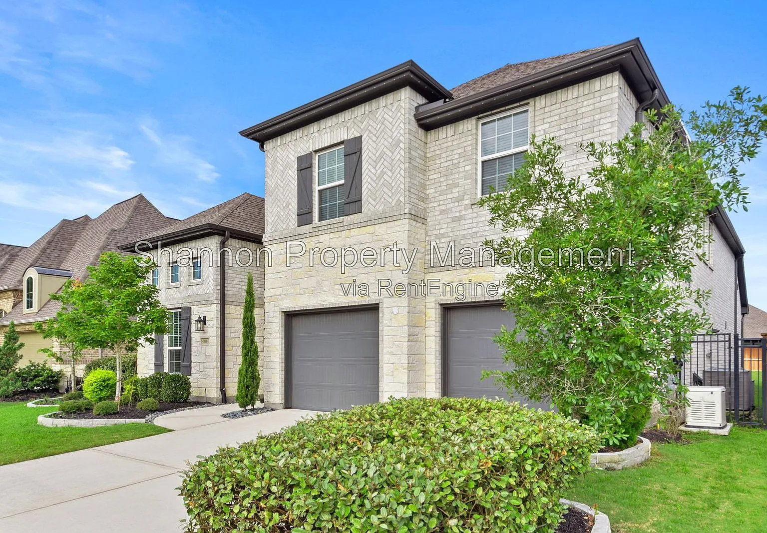 4 bed, 3.0 bath, 3800 sqft, $4,300 — Photo 3