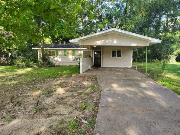 5344 Queen Mary Ln, Jackson, MS 39209