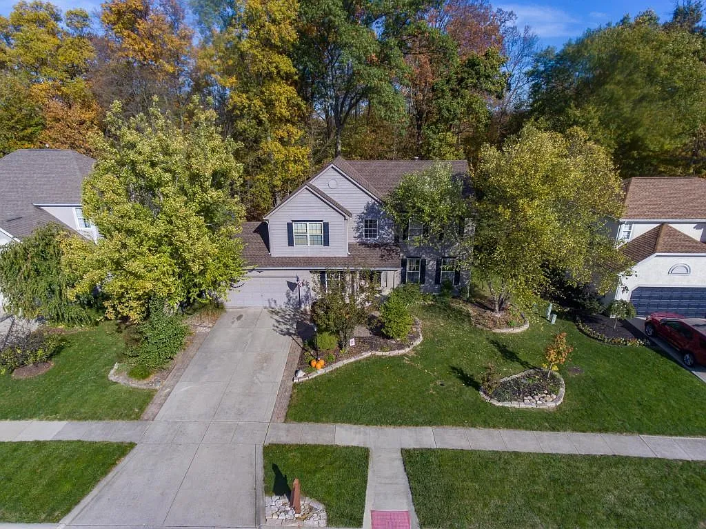 2518 Bryton Dr photo 1