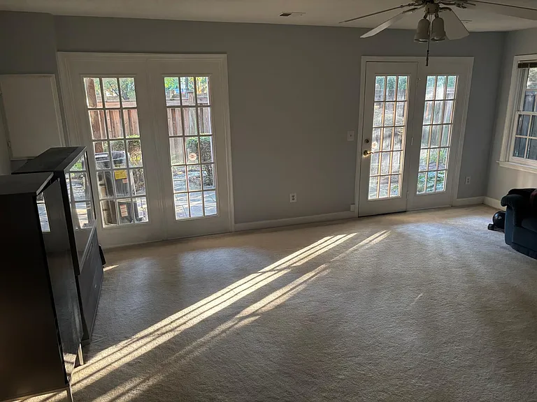 8000 Merry Oaks Ct — Photo 10