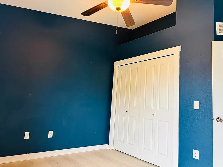 1733 SW 32nd Ln — Photo 11