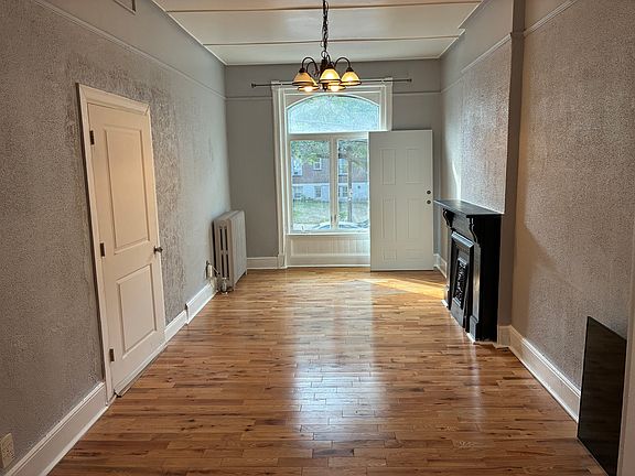 2nd image of 13 S Lake Ave Floor 1