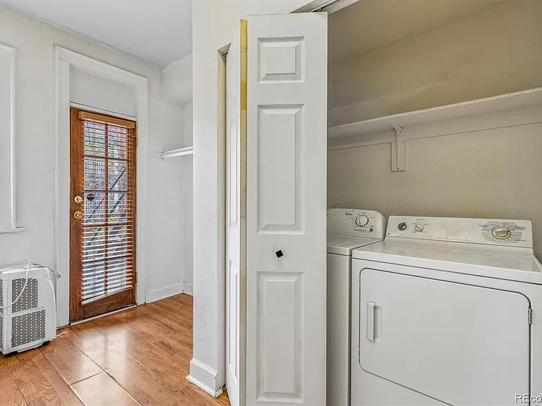 1376 N Pearl St #210 — Photo 9