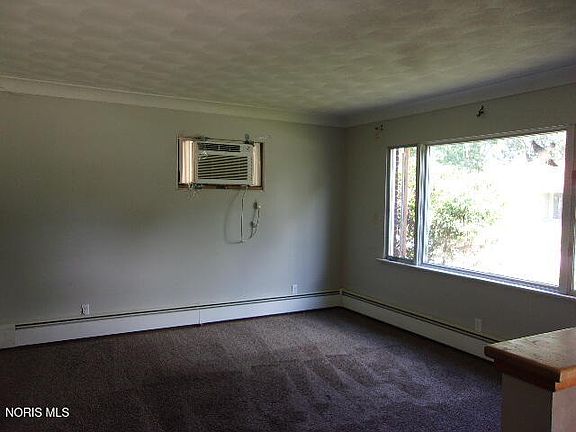 3rd image of 713 Westhaven Dr