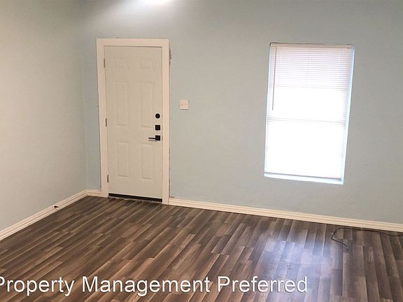 4th image of 817 5th Ave N #2