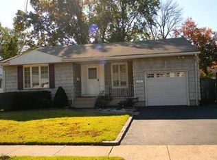 47 Leslie Rd, Colonia, NJ 07067