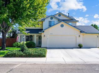 5274 W Talamore Dr, Meridian, ID 83646