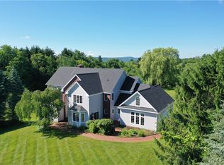 1180 Davinci Dr, Cortland, NY 13045
