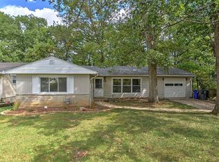 85 Ridge Lane Dr, Decatur, IL 62521